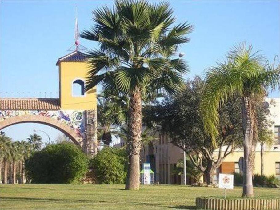 Los Alcázares Marble Manor Guest House מראה חיצוני תמונה